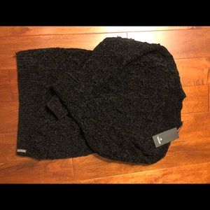 Too big, brand new never worn